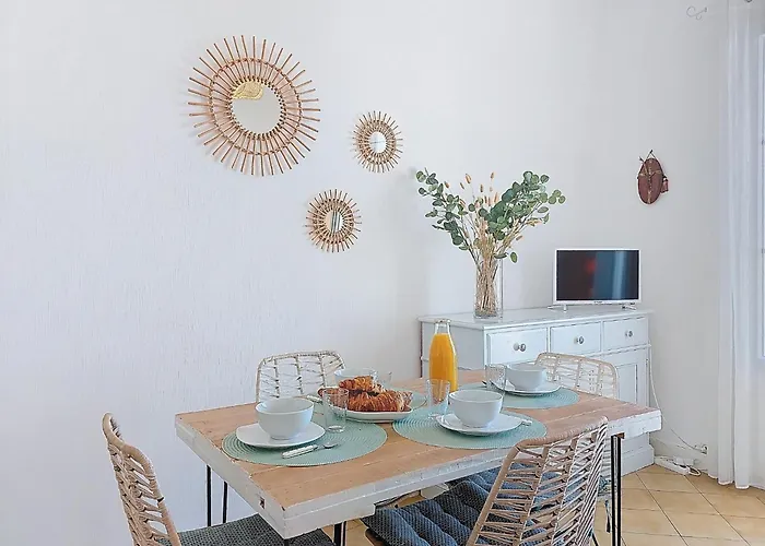 Foncillon By Interhome * Royan